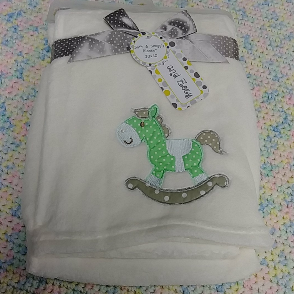 Zak & Zoey Cream Rocking Horse Plush Baby Blanket